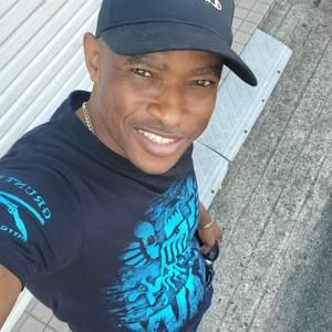 Meet your Posher, Felix